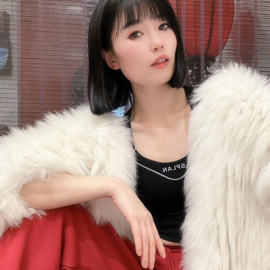 瑶瑶教跳舞（小号）