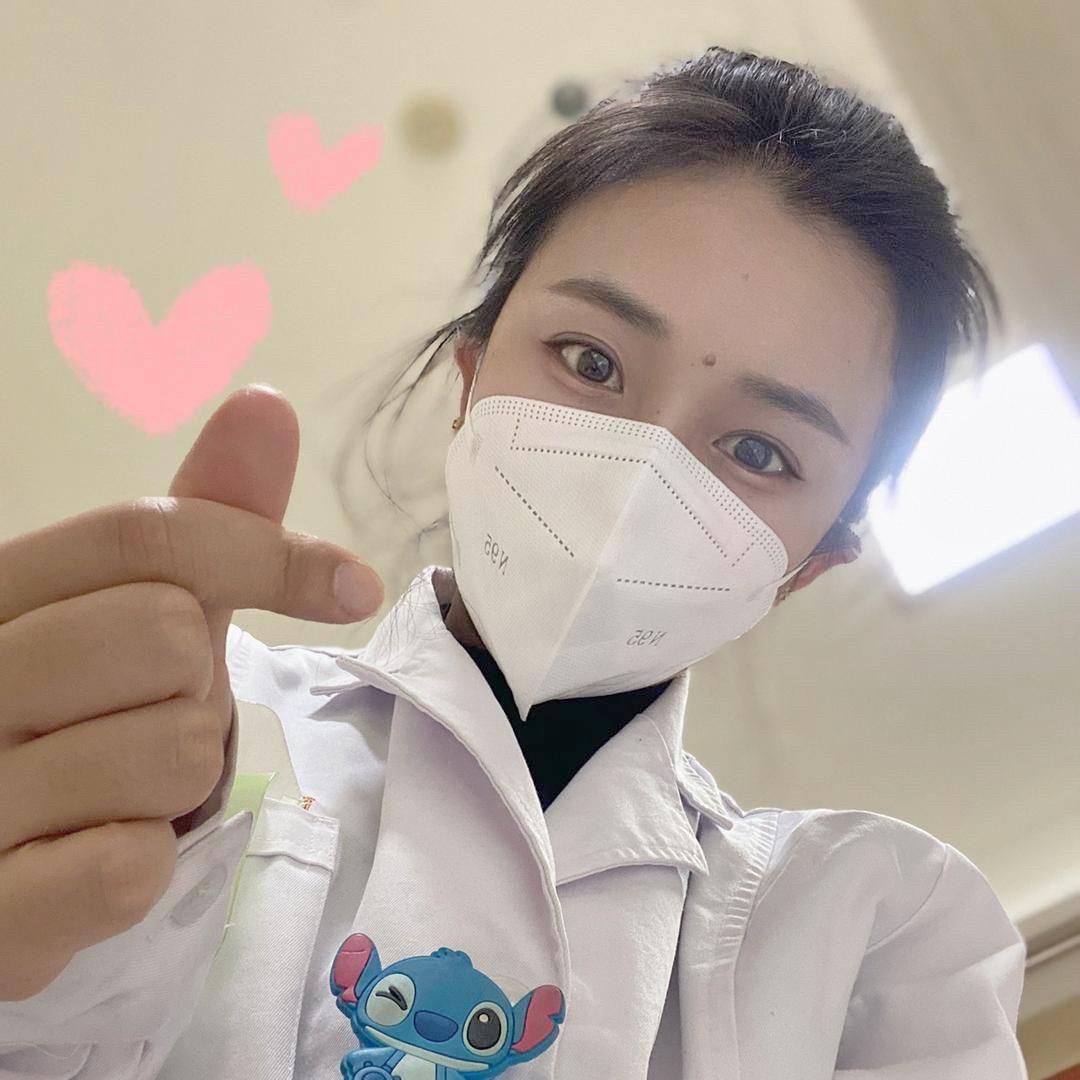 君君小姐姐🧚🏻‍♀️
