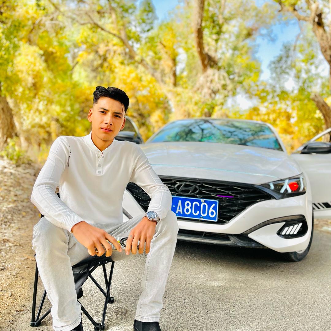 نۇرزات بەگ 🧔🏻‍♂️