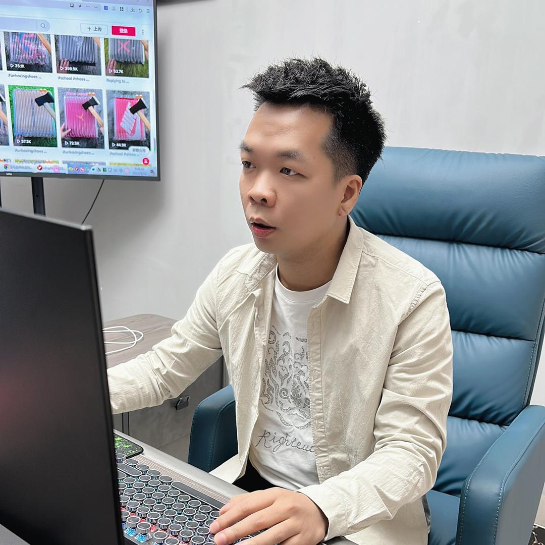 🌈辉少（说那么点事）