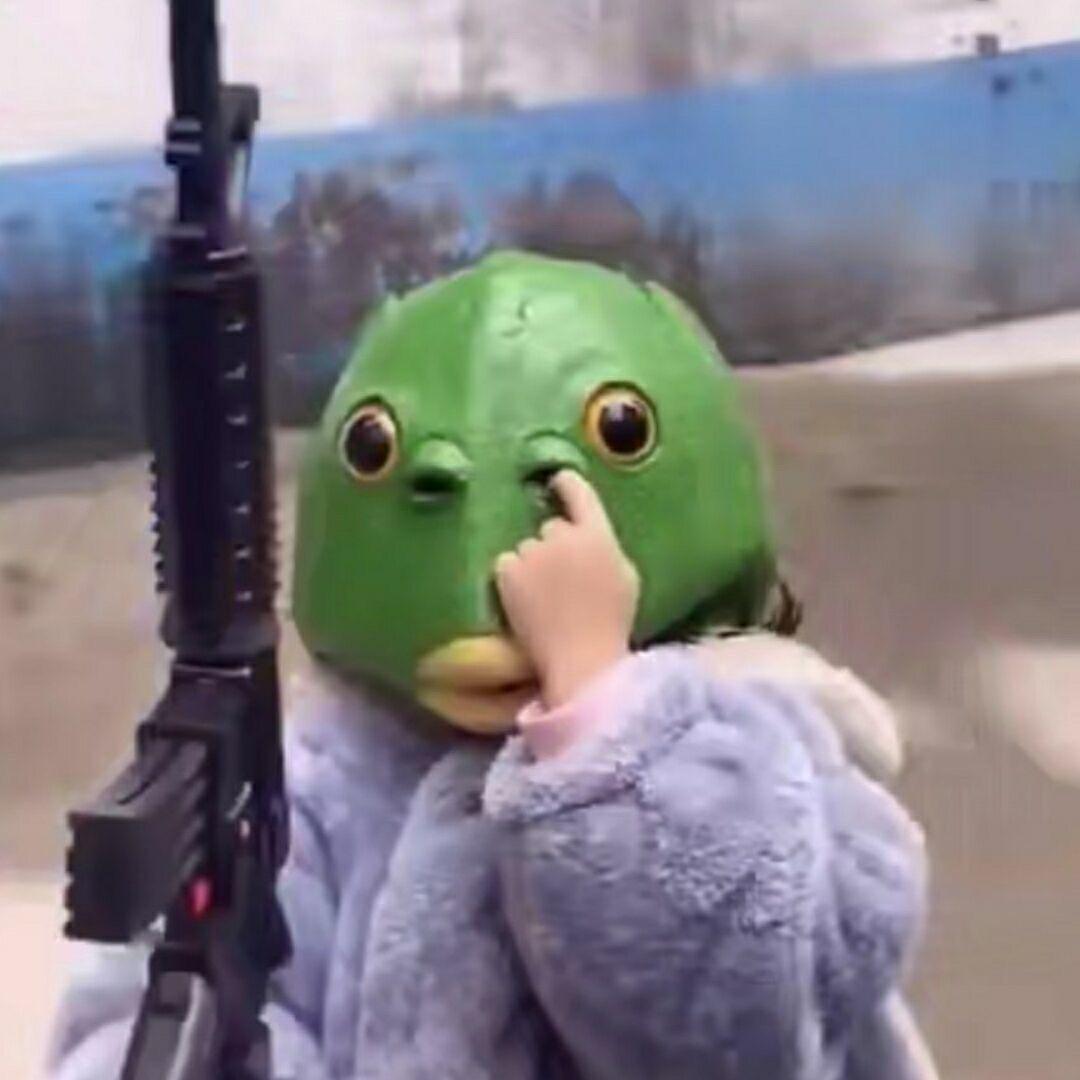 骂不过就吐口水