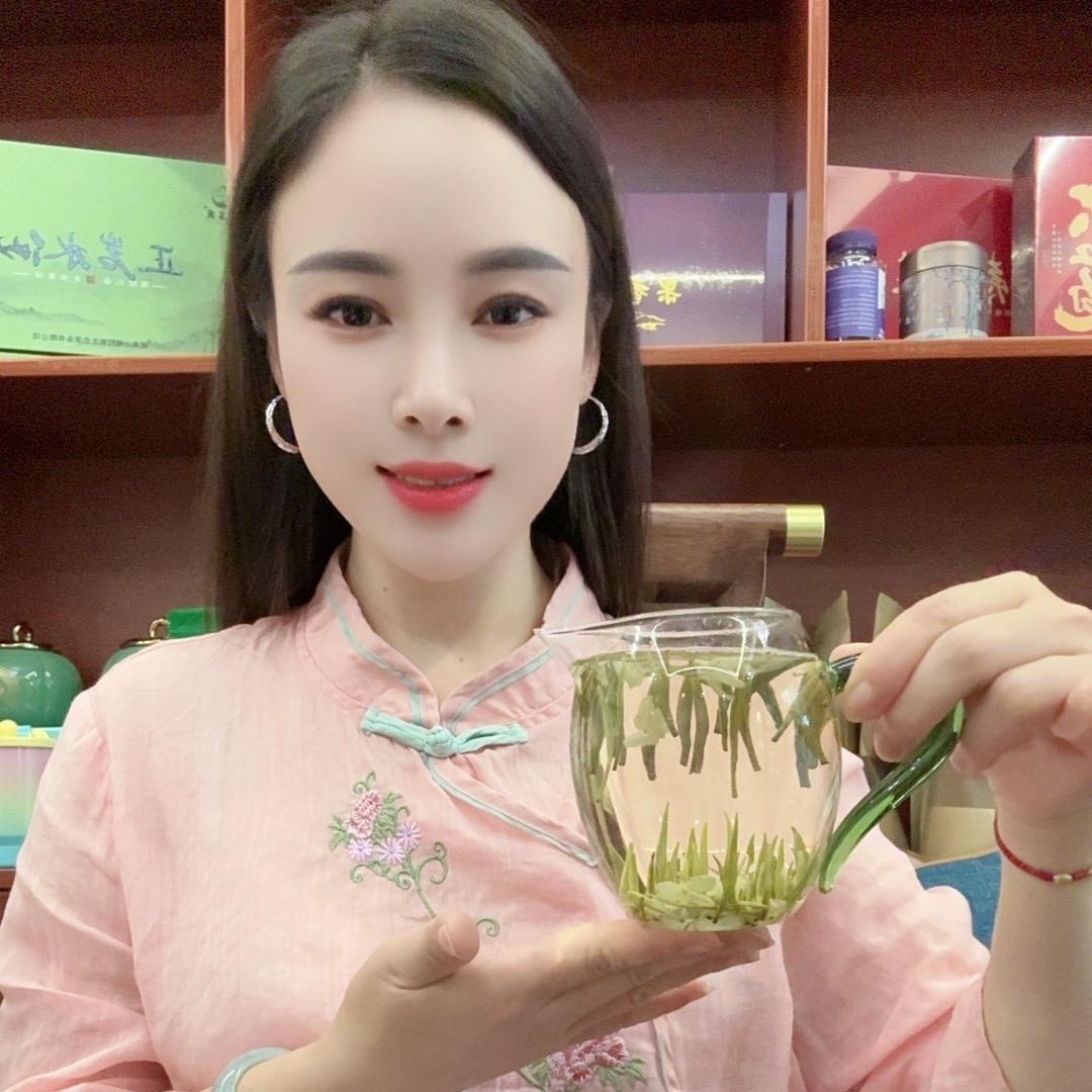 @素素🍃半盏清茶