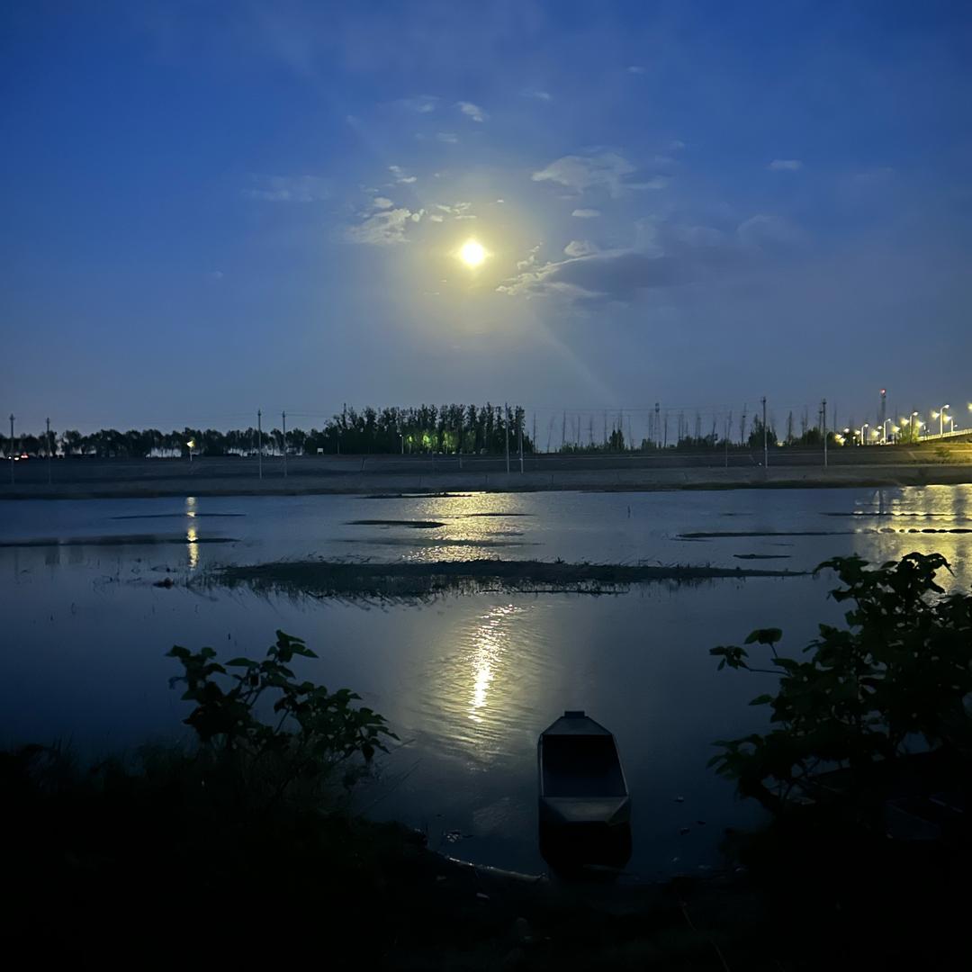 小岳有点开心