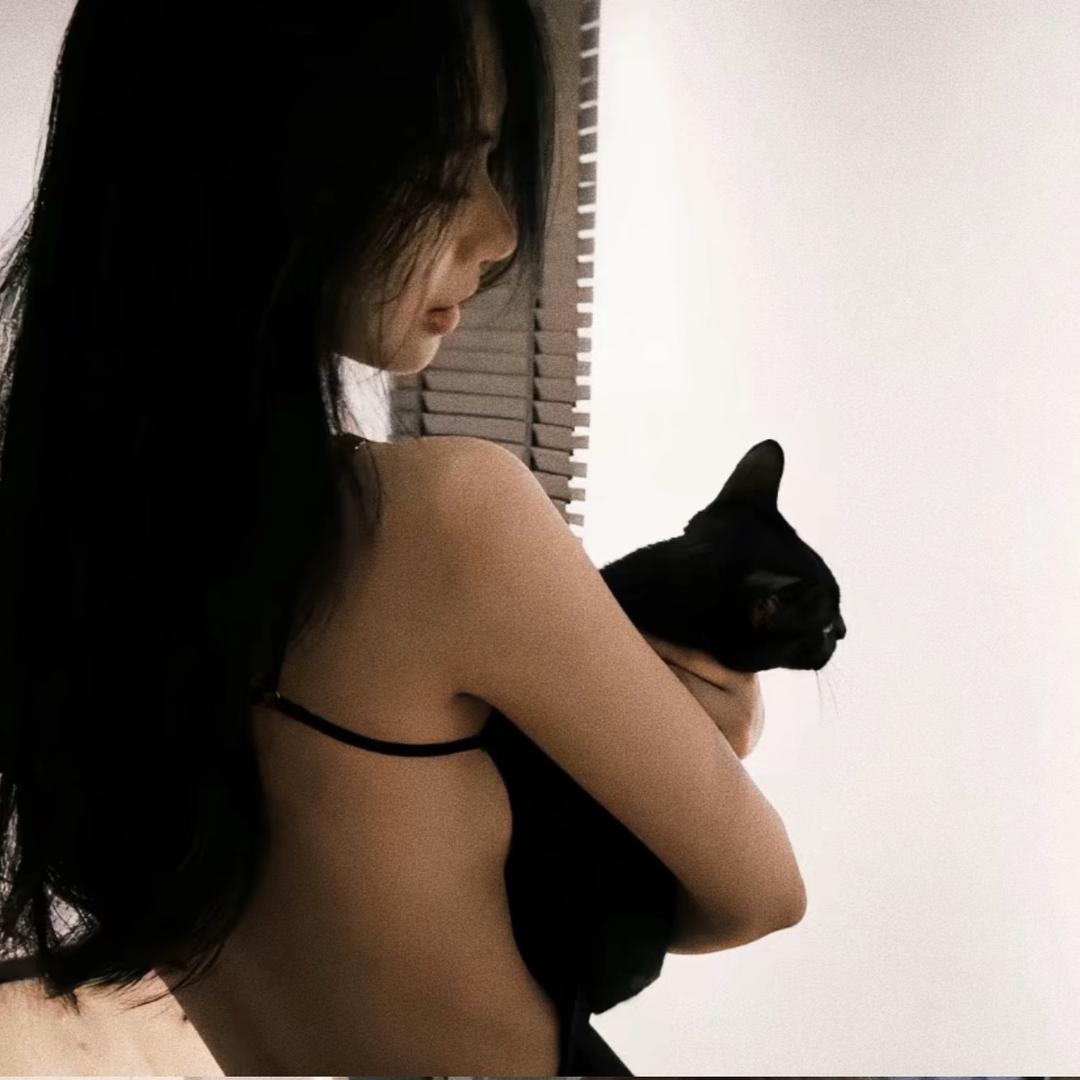 𝓞𝔀𝓮
