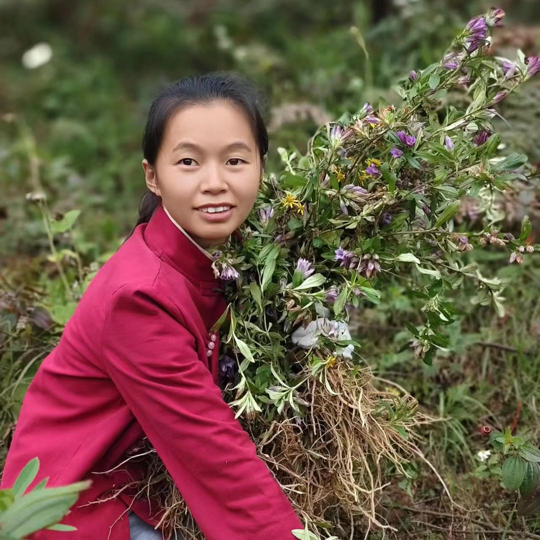 永红知纯芸百货店（个体工商户）