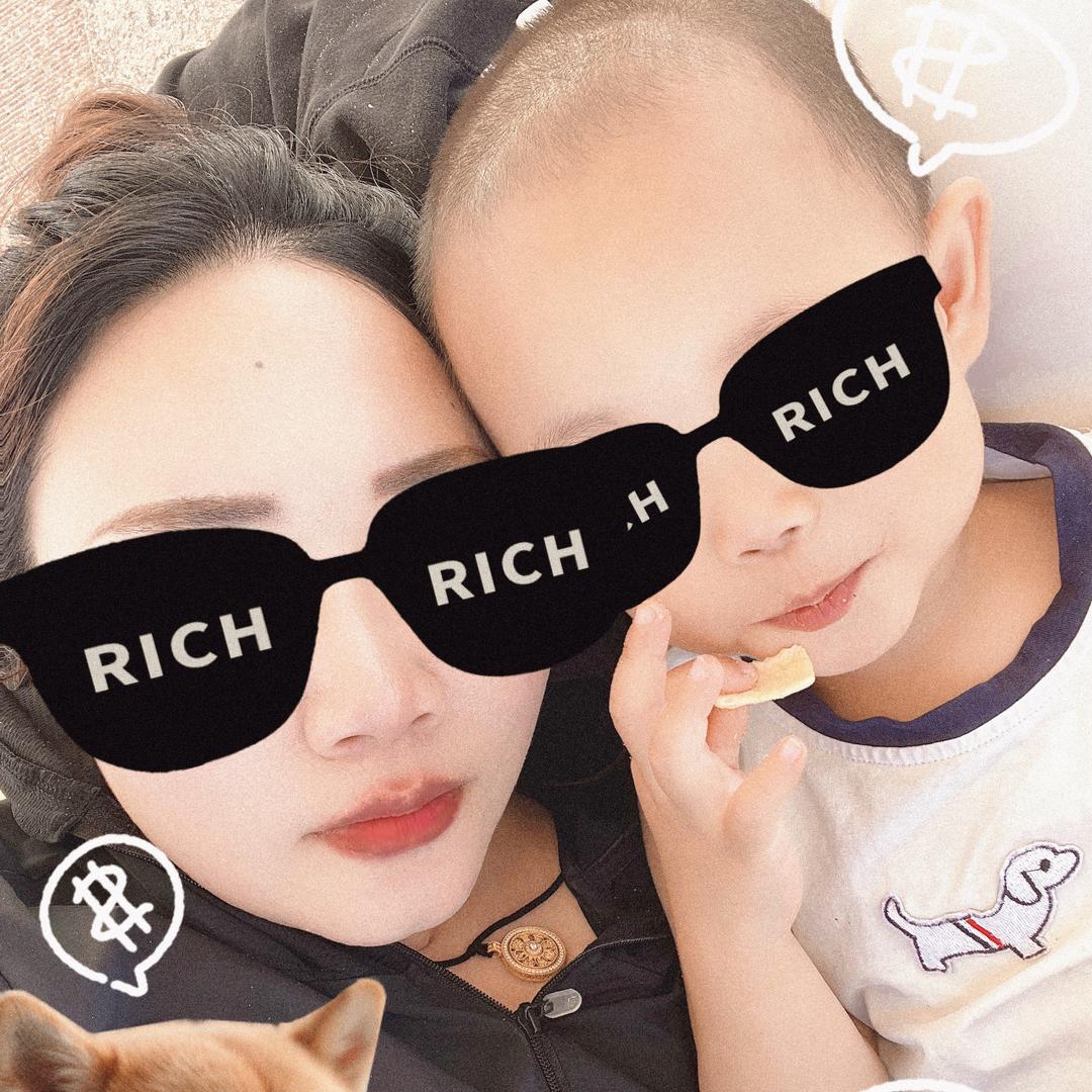 左摇钱右摇财