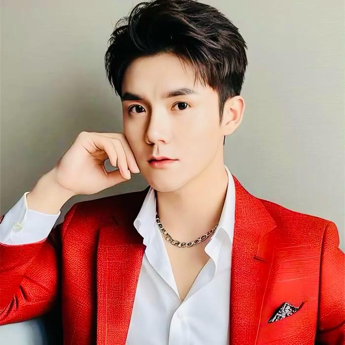 日月╭(╯ε╰)╮明