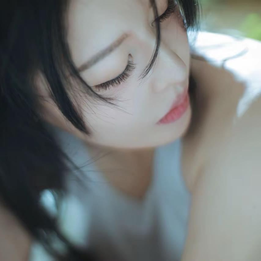 绝版女子💋