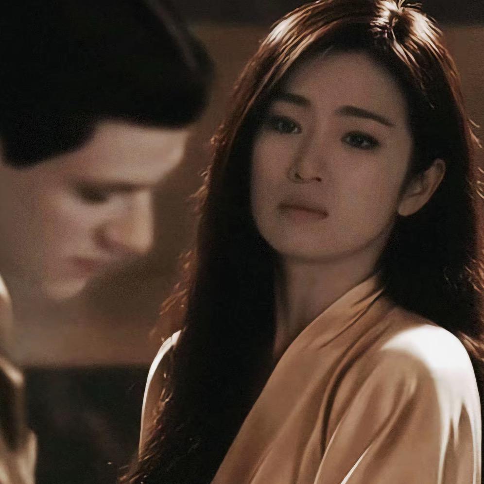 玥安.