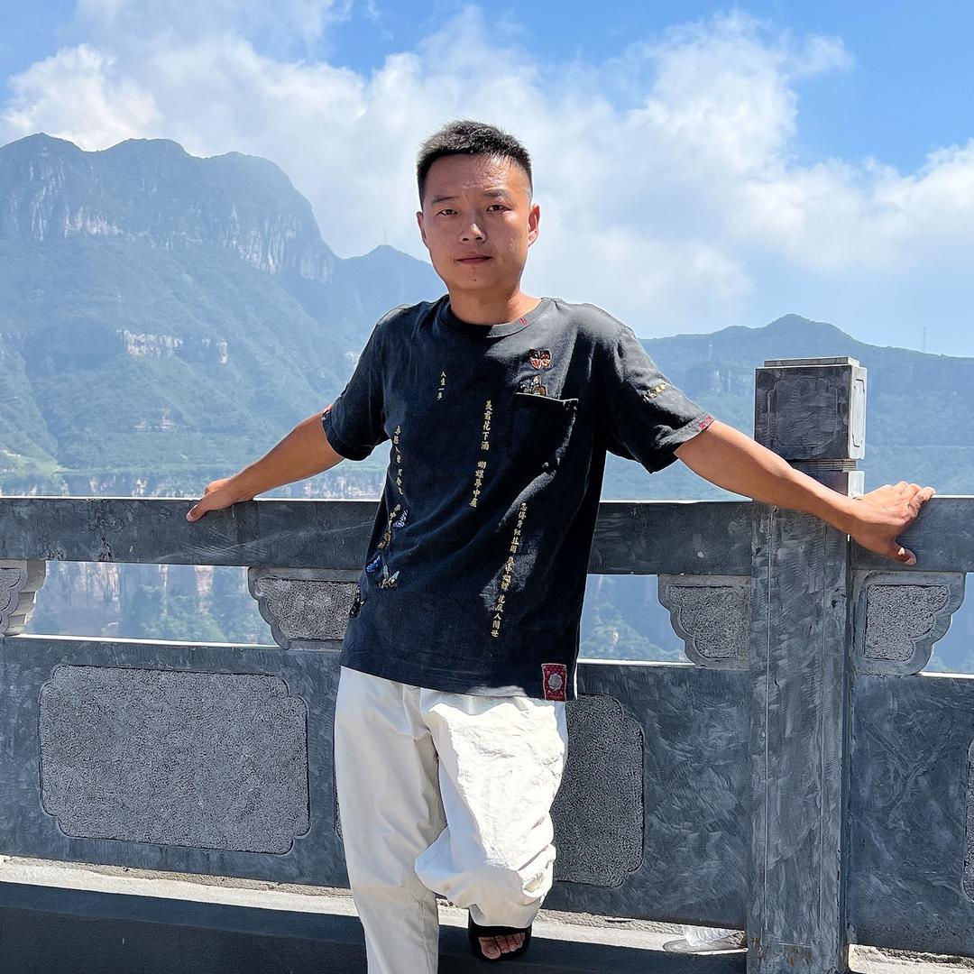 黄非红
