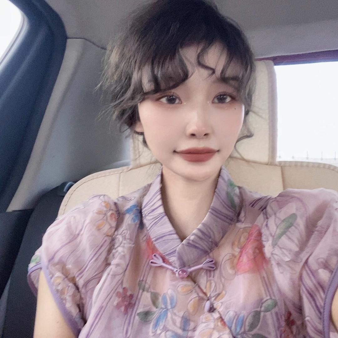 世界上又多了个美女