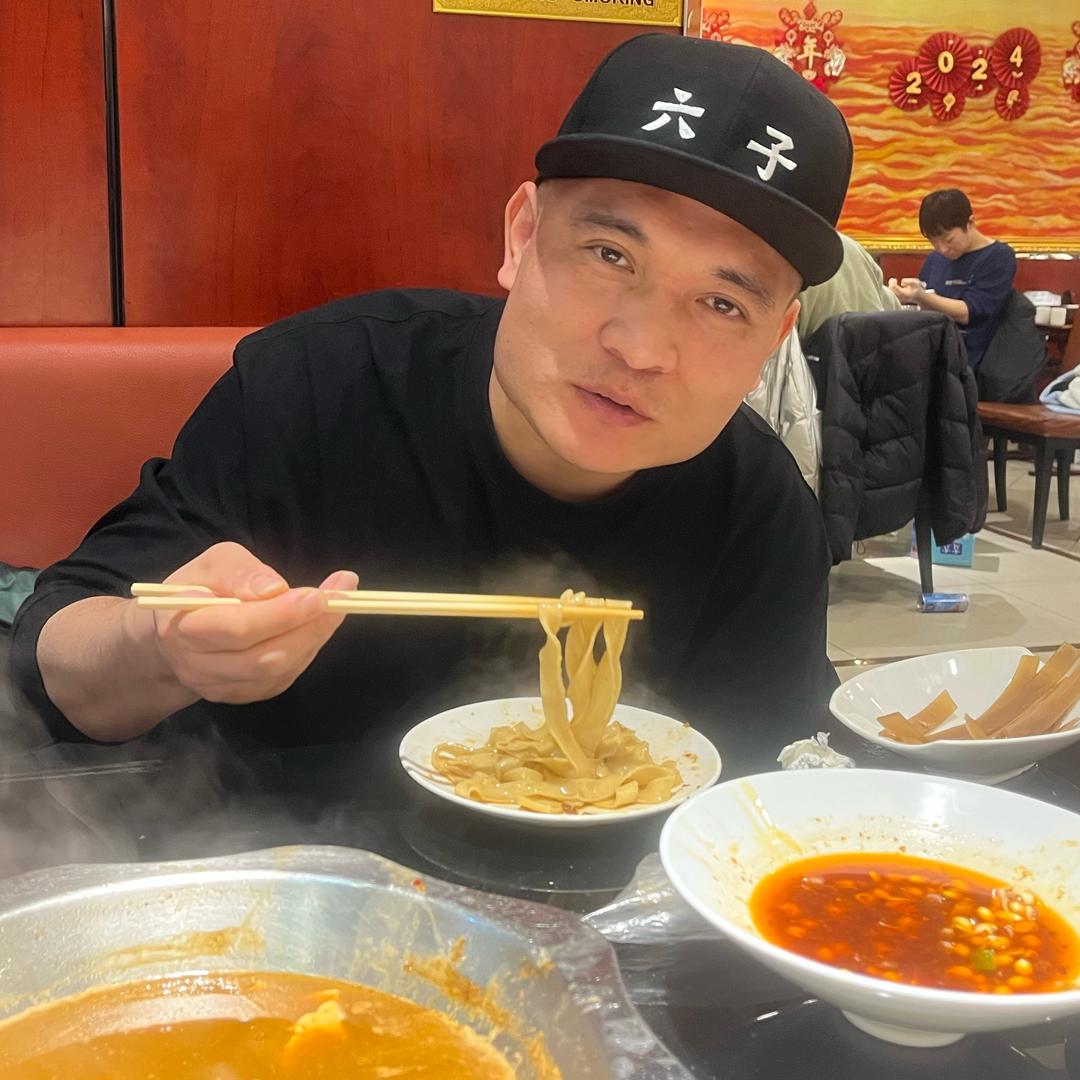 六子来了