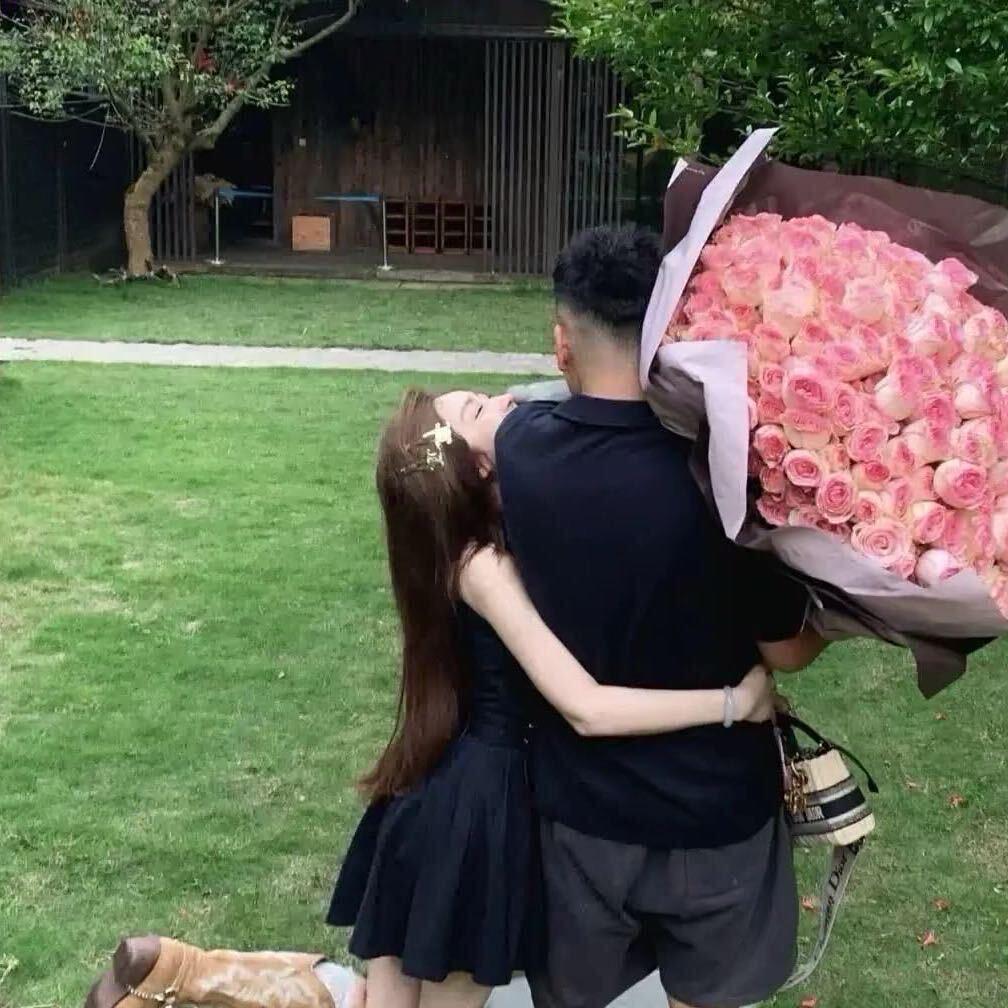 ￴￴￴  ￴￴ ￴  ￴￴