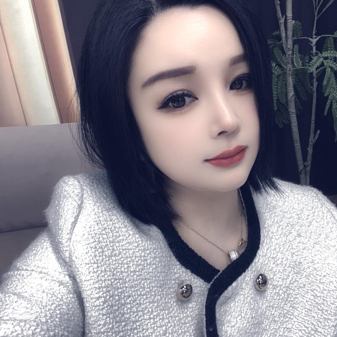 @艾米南油轻奢女装