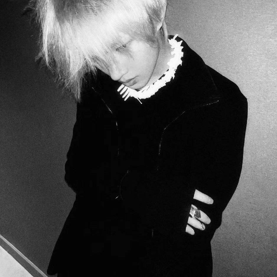 ㅤㅤ    ㅤ狮子不emo