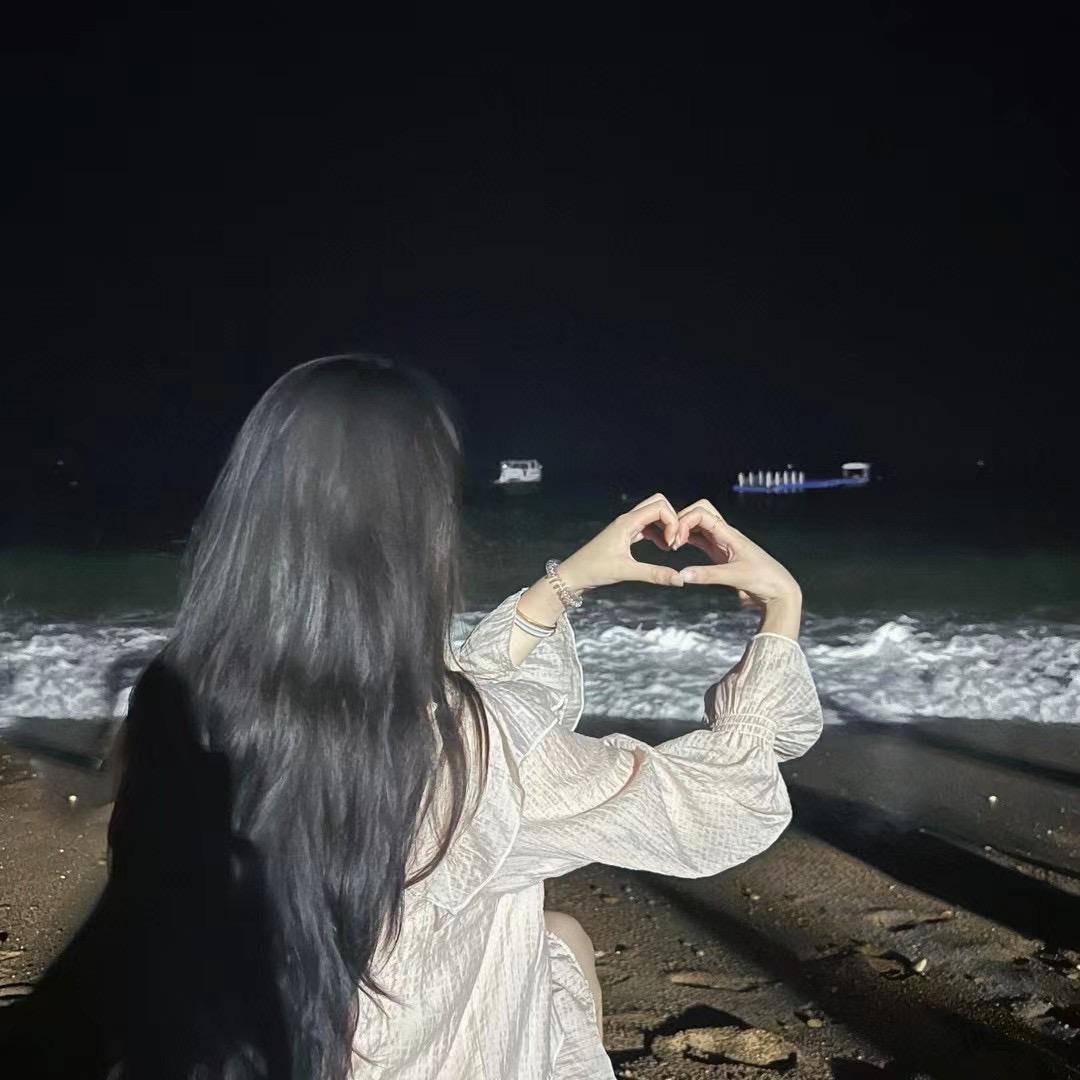 风韵犹存的80岁老太