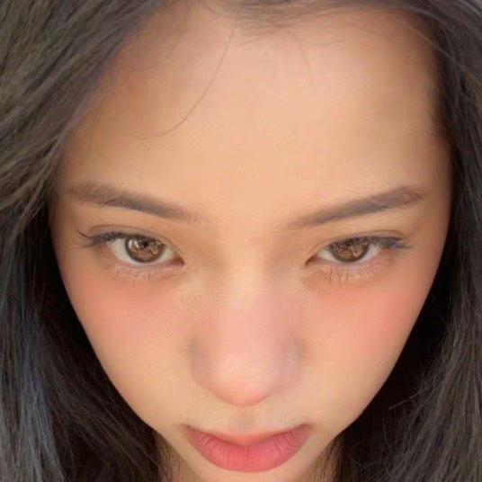 不是胖只是肉多