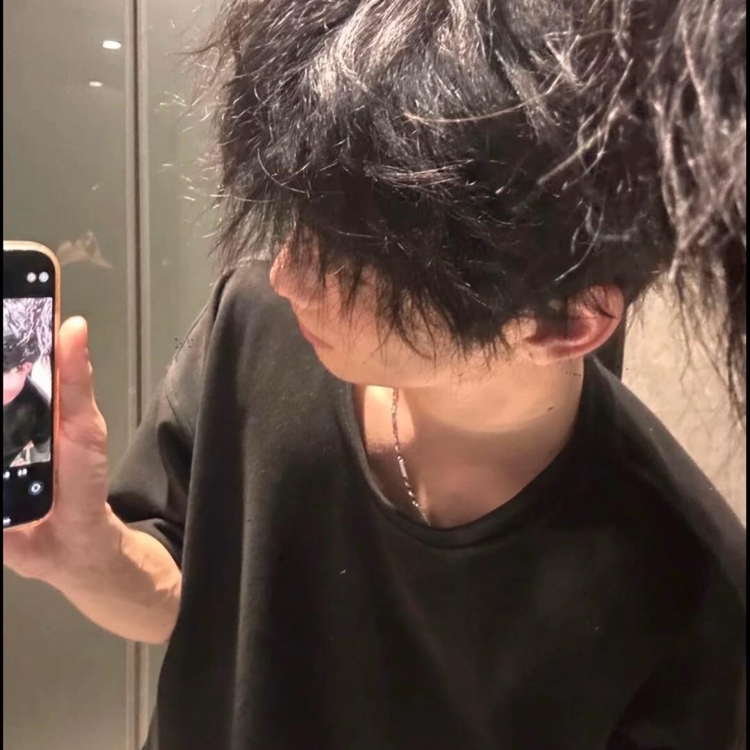 、