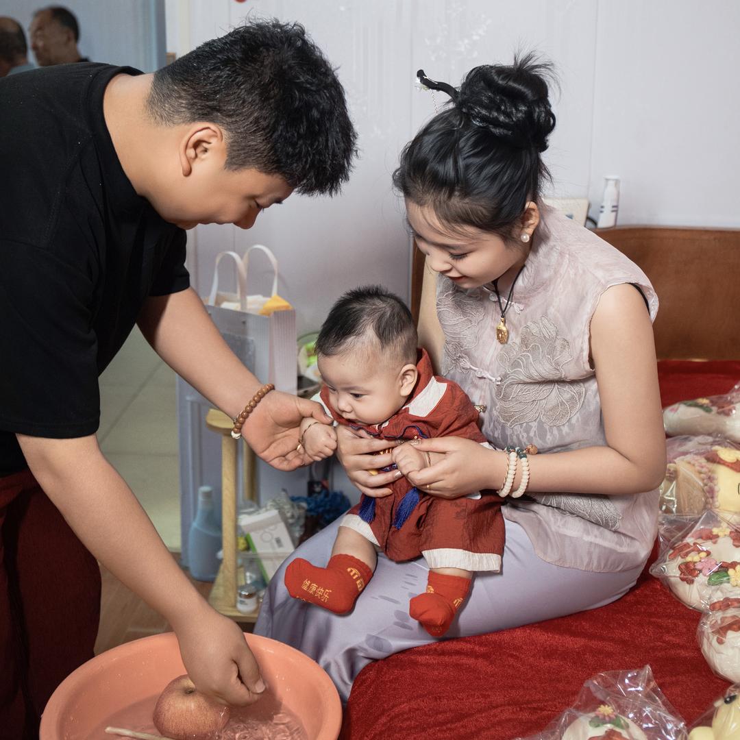 Su👨‍👩‍👦Zhang