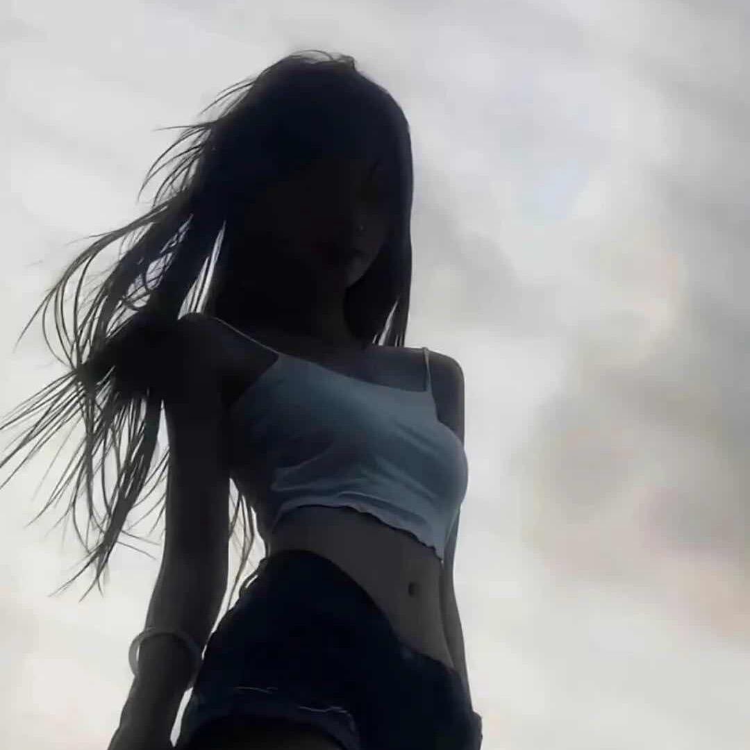 啾