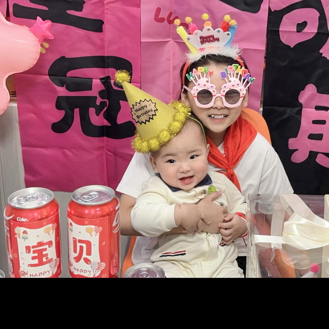 大宝和小宝👧🏻👶🏻
