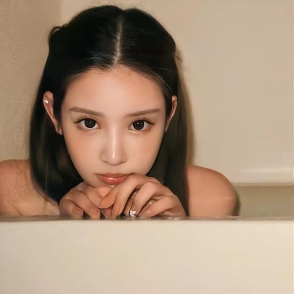 7012
