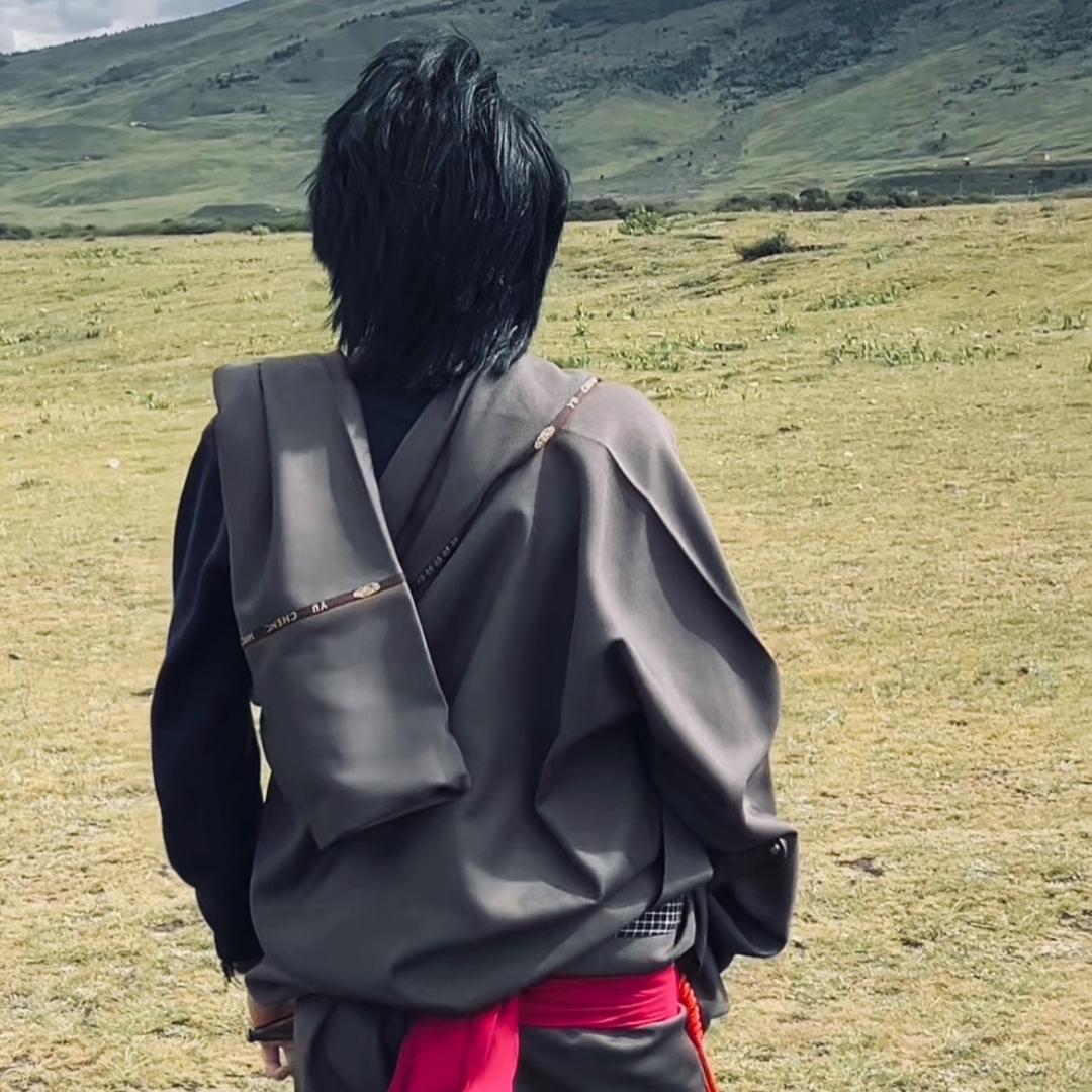 𝓧𝓲𝓪𝓸𝑿𝒊•🖤