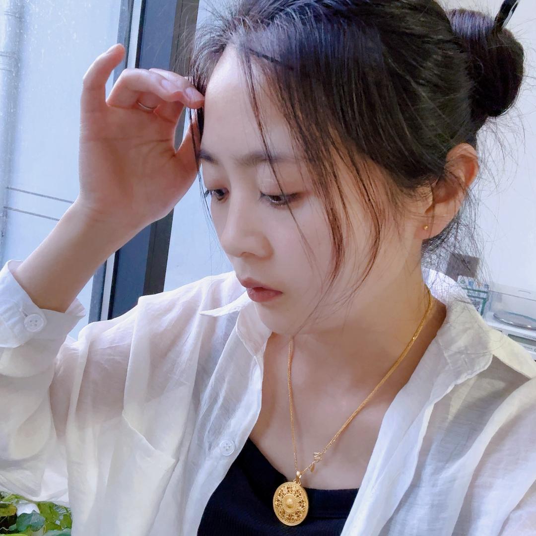 施小莉