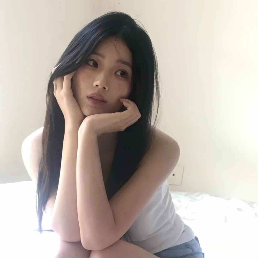 柒柒
