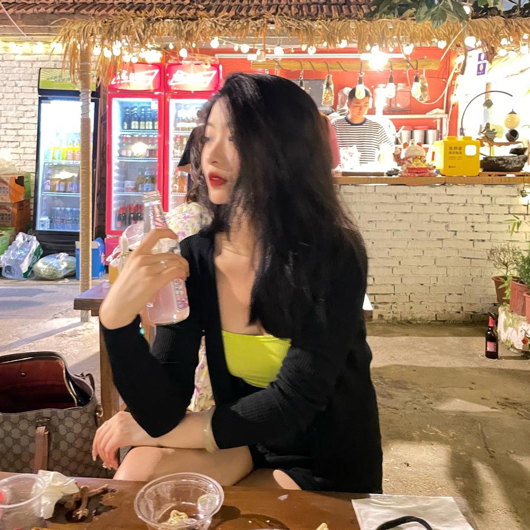 大脸妹妹