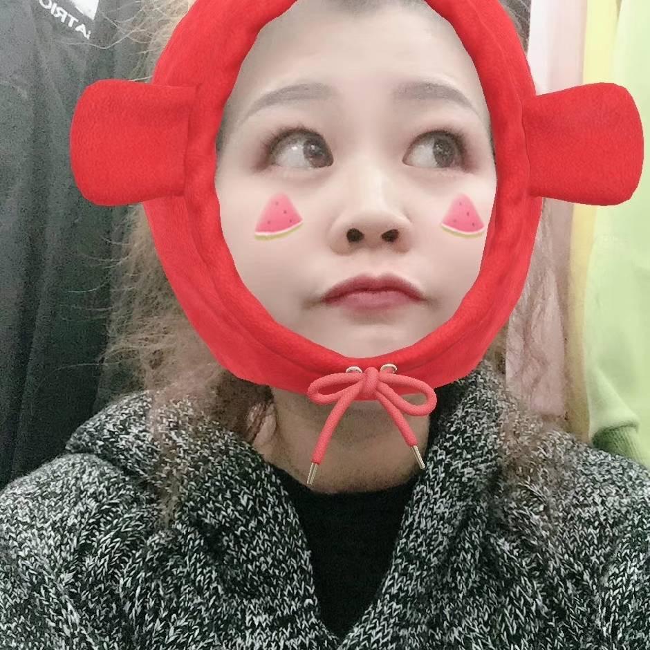 张灯结彩女士