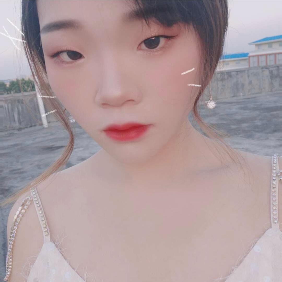 崔小希。
