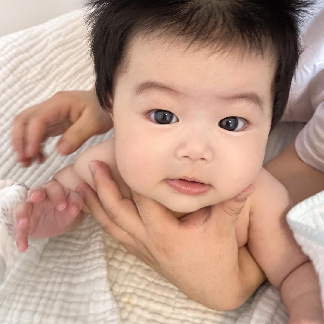 哼唧妞柒柒