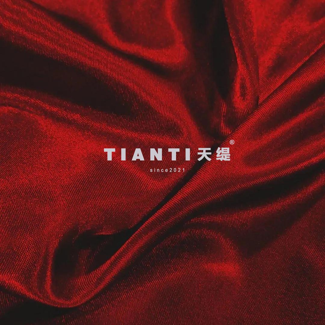 时空引力轻奢珠宝