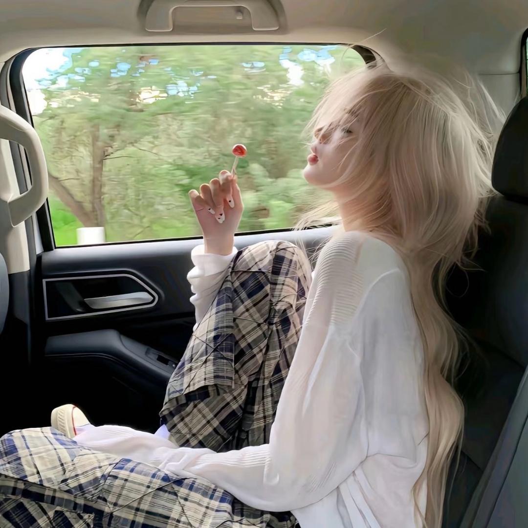 ㅤㅤ李嘉欣.