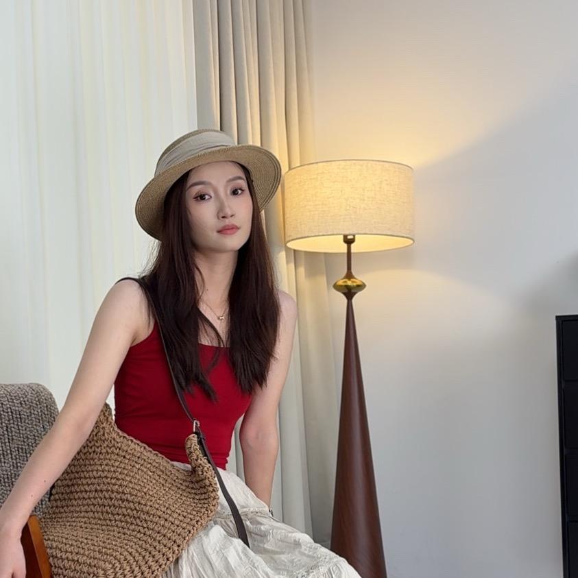 唐小彩老板娘