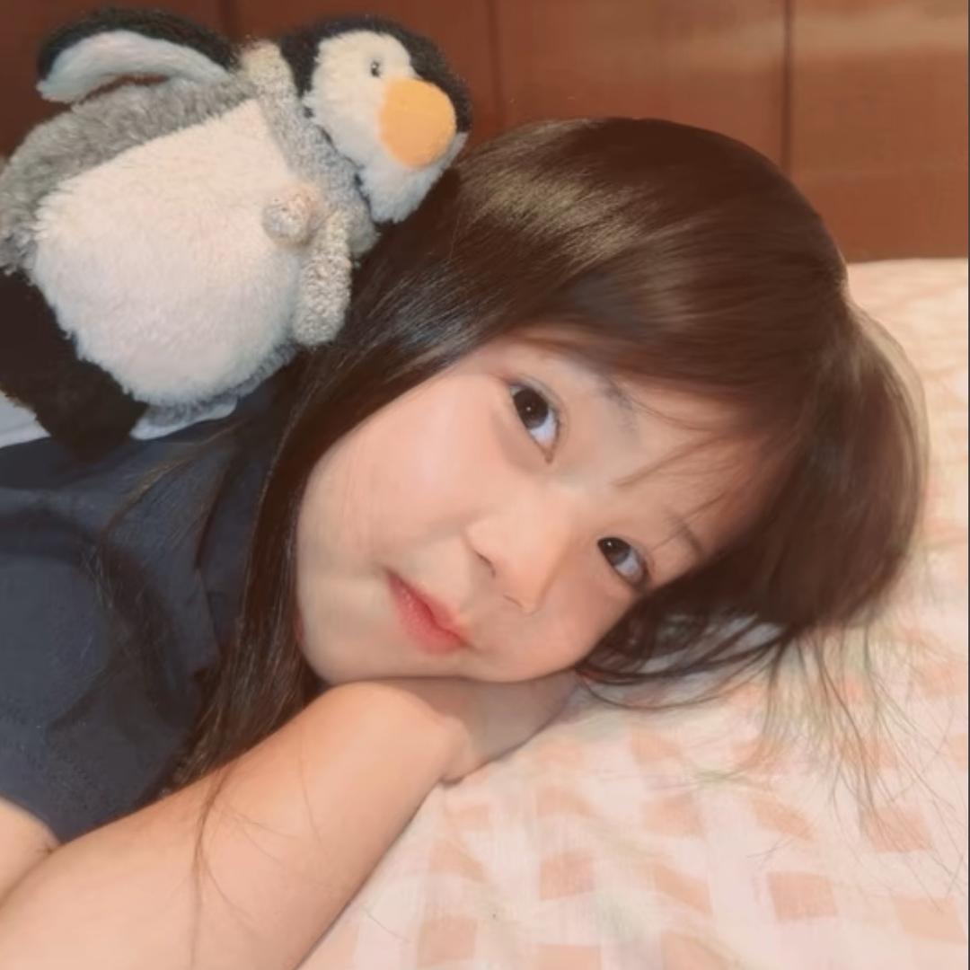 婧