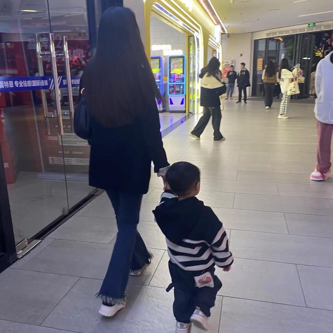 稀里糊涂睡大觉.