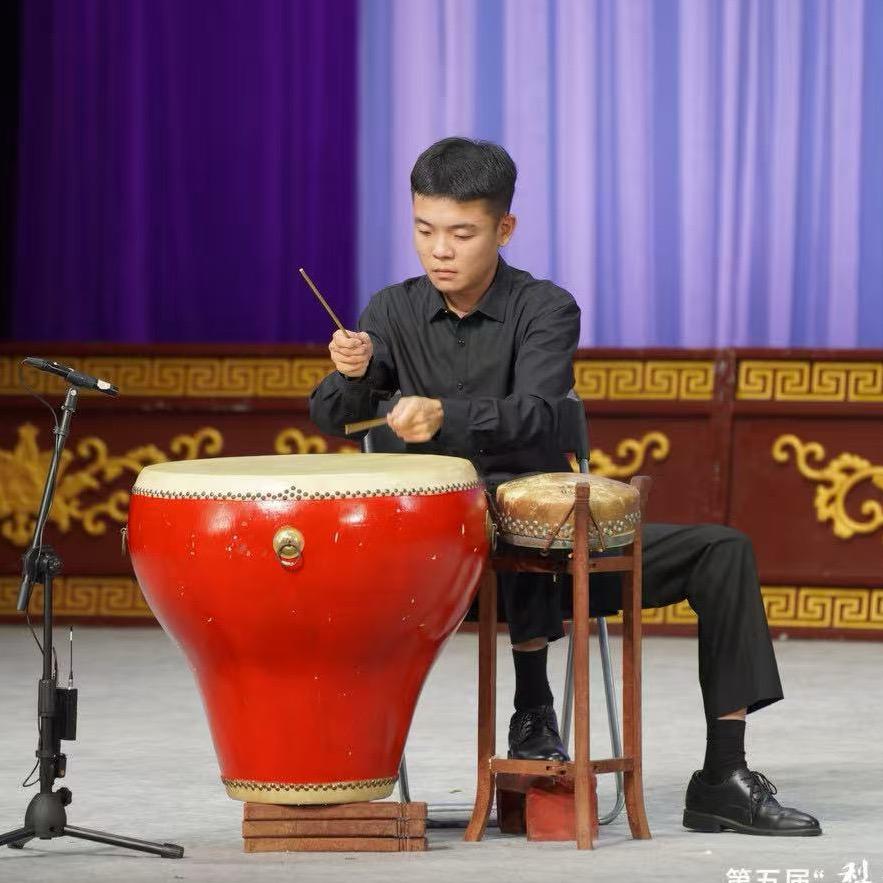 张小涵