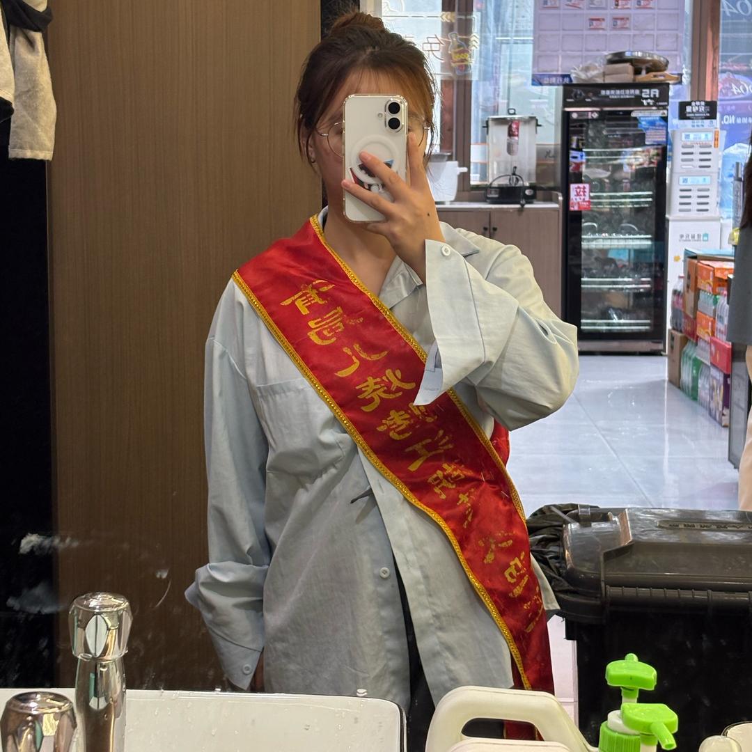 有局儿烧烤—小何