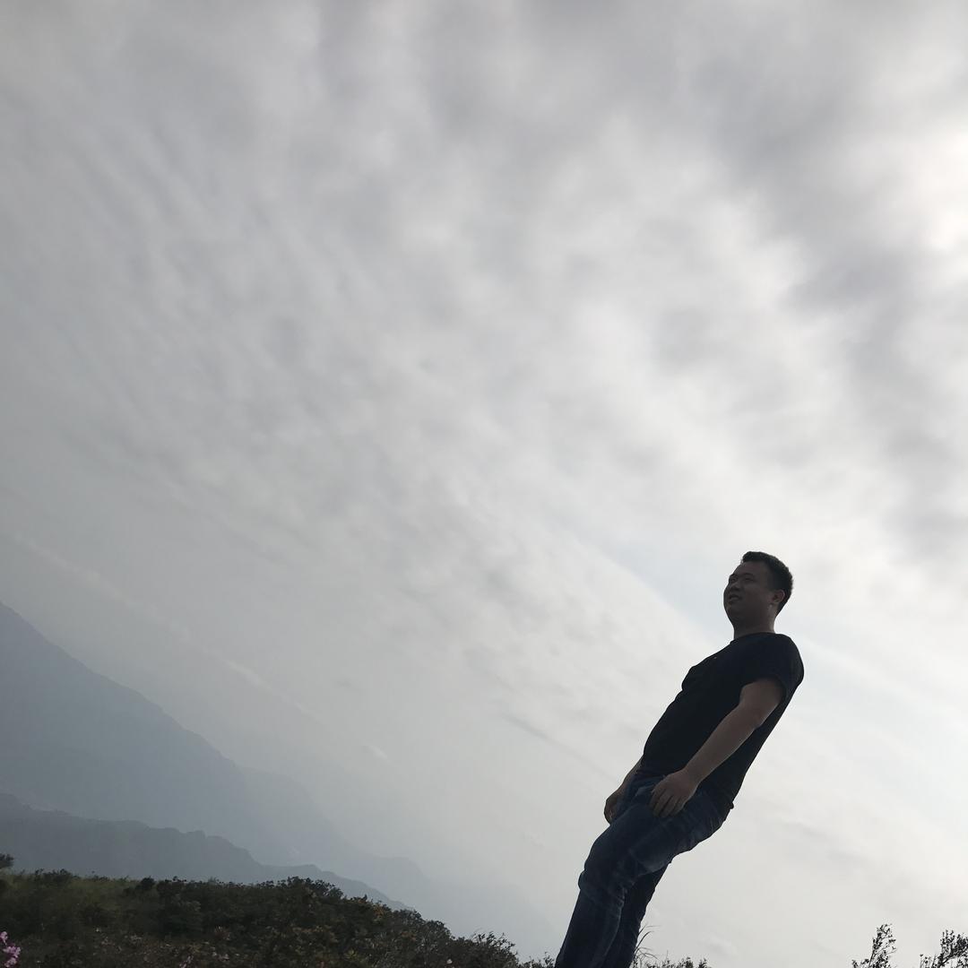 华强北田龙利他贸易