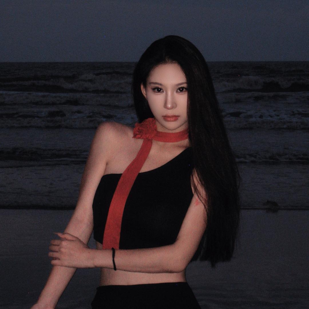 愚世女者