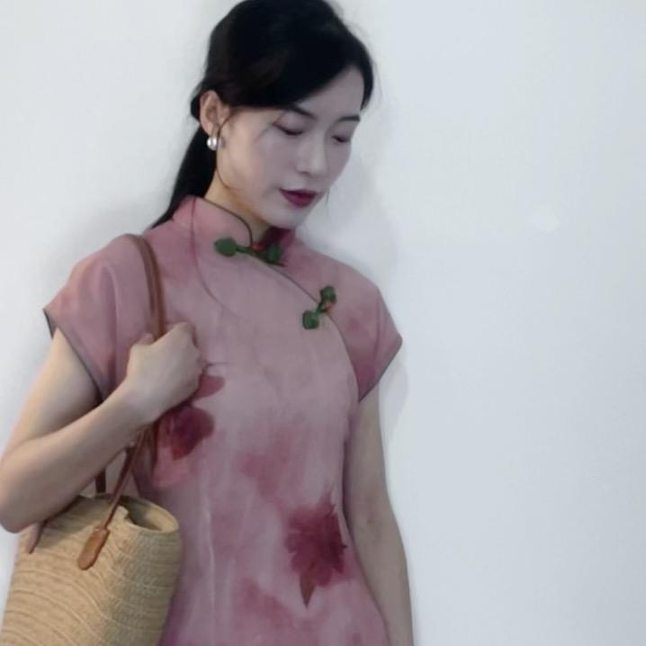 满月的旗袍小店