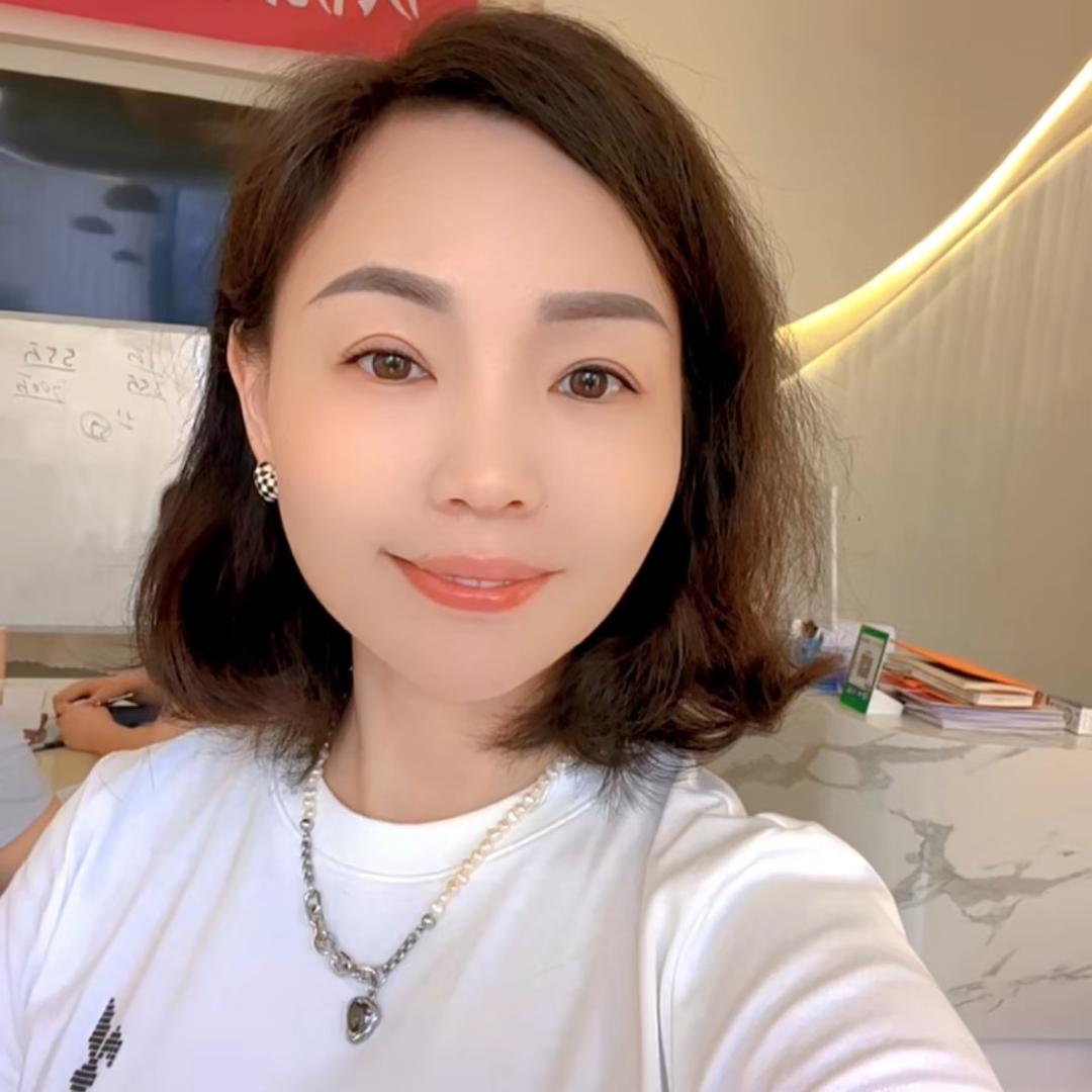 雅安尚美·李姐姐