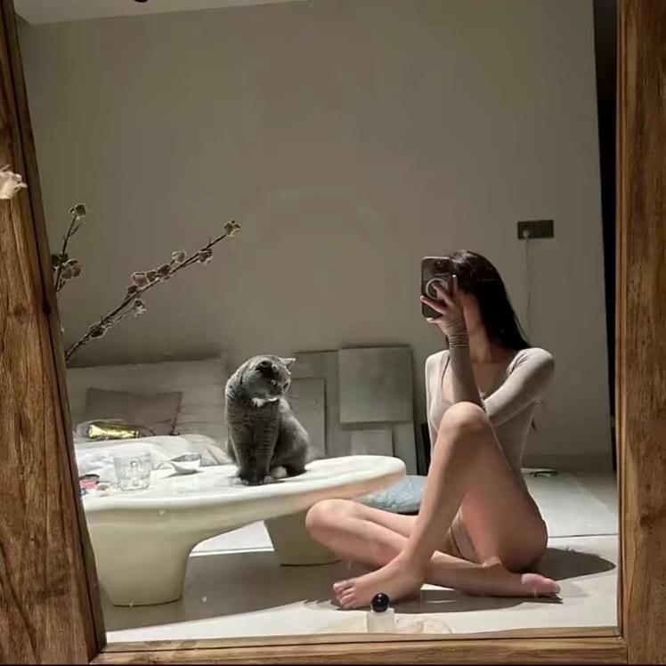 一只小酒窝