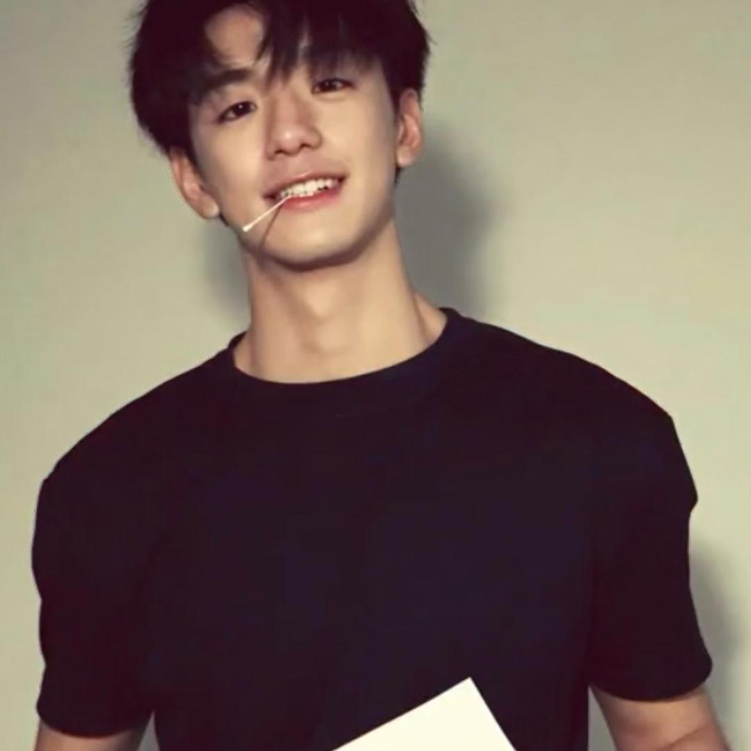 不吃香菜（帅哥版）