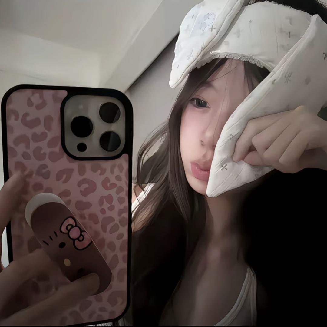 酱酱^•ω<^ ੭