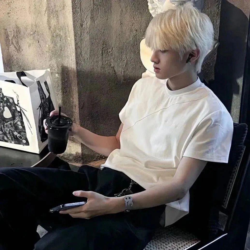 ㅤ 。