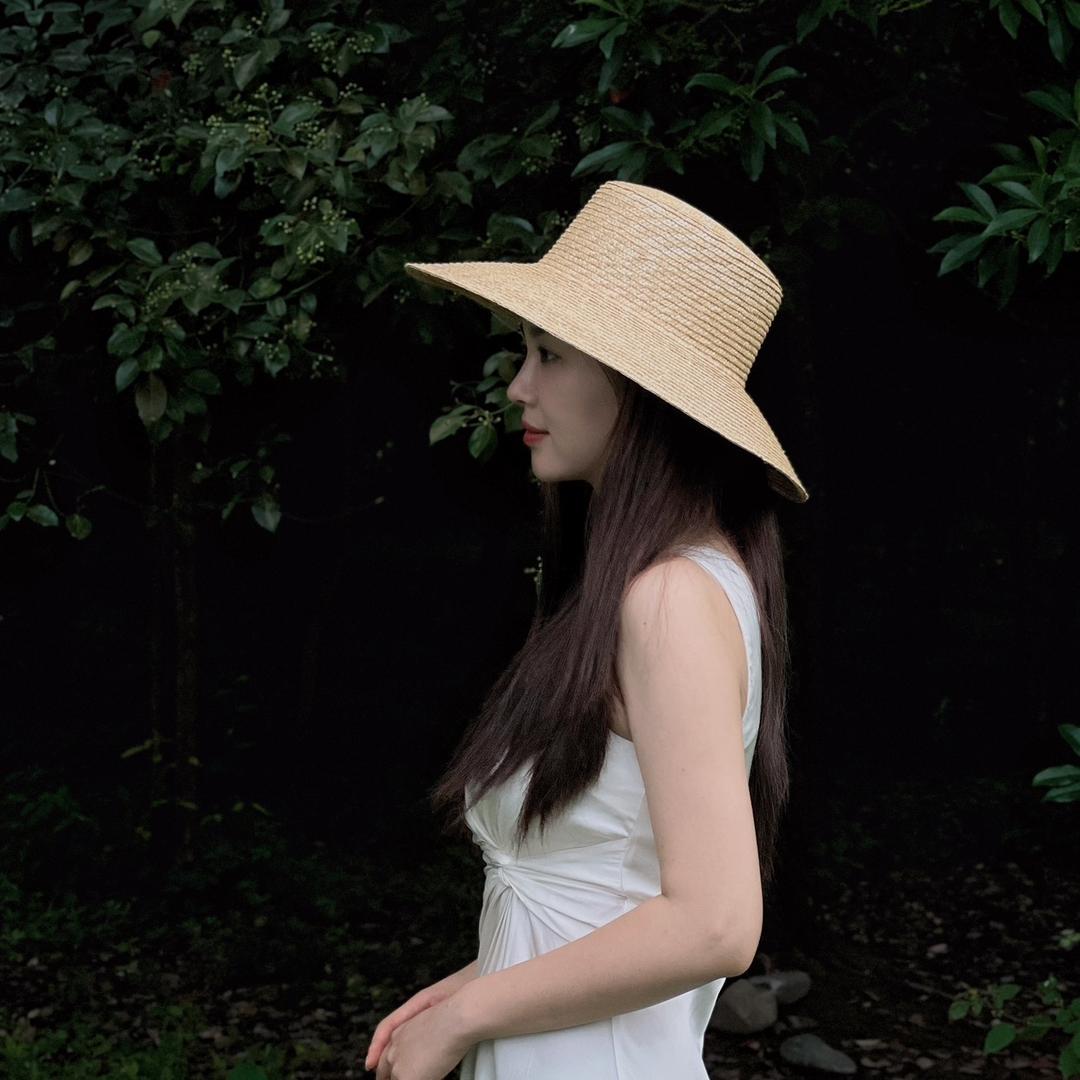 秋秋老板娘
