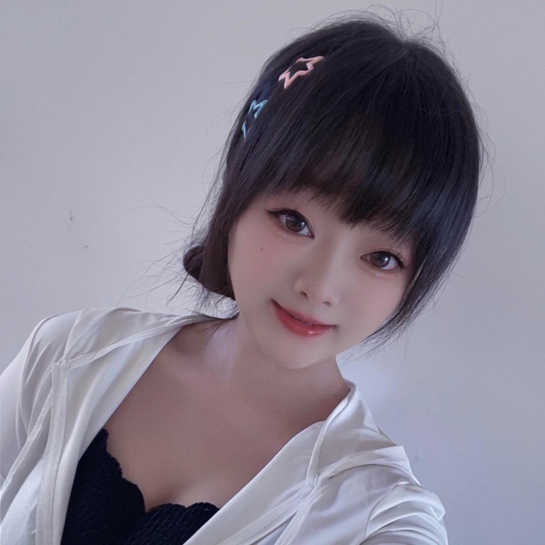 小雪很淘气🍀